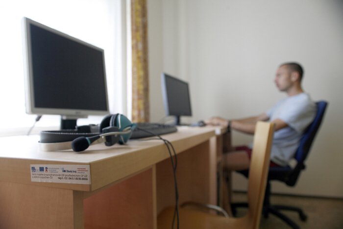 Samaritán - služby pro lidi bez domova, Azylové domy - pro muže a ženy bez přístřeší, Charita Otrokovice